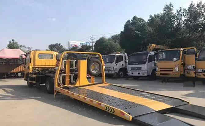 宁县汽车中途维修案例